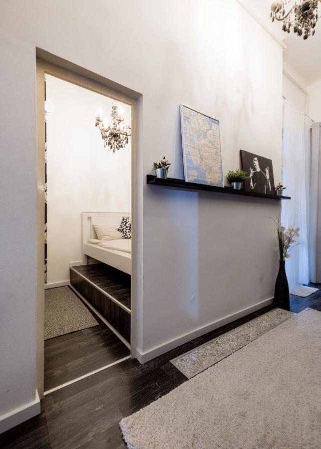 Spacious Apartment Almassy ブダペスト エクステリア 写真